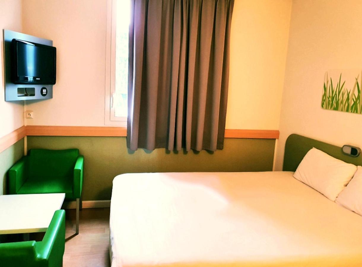 Ibis Budget Grenoble Sud Seyssinet Exteriör bild