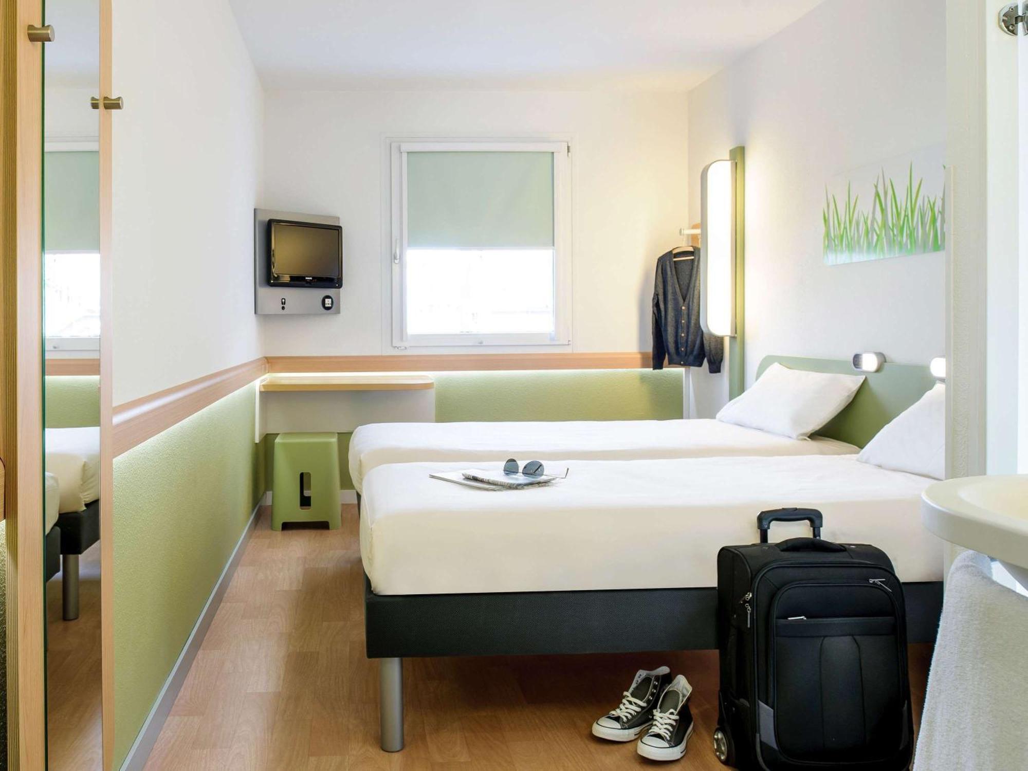 Ibis Budget Grenoble Sud Seyssinet Exteriör bild